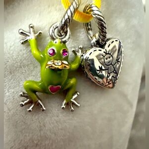 Brighton FROGETTE SWAROVSKI frog PRINCESS and silver heart charm good condition